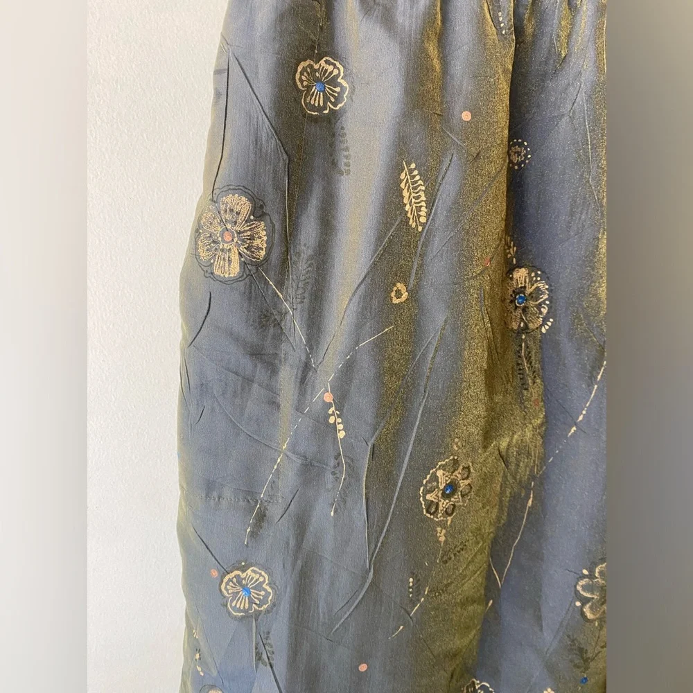 Vintage OILILY iridescent floral a-line midi skirt size/M - Picture 3 of 9